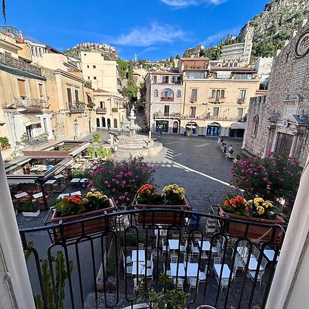 Duomo Square Apartment Taormina Bagian luar foto